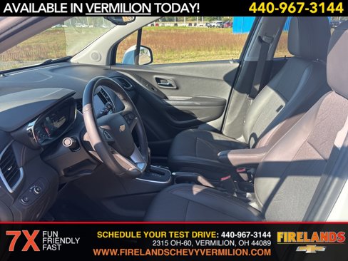 Certified 2022 Chevrolet Trax LT w/ LT Convenience Package image 11