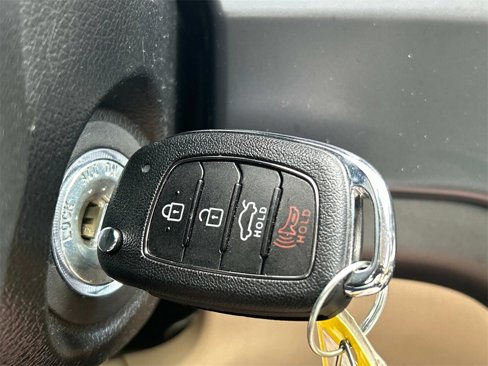 Used 2019 Hyundai Sonata SE image 32