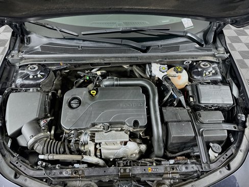 Used 2023 Chevrolet Malibu LT image 30