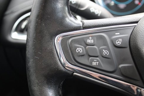 Used 2018 Chevrolet Cruze Premier image 27