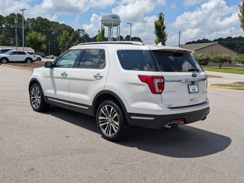 Used 2018 Ford Explorer Platinum image 9