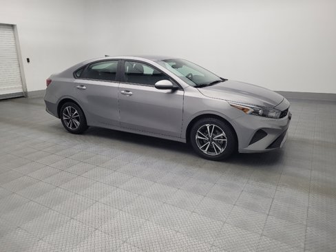 Used 2024 Kia Forte LXS image 11