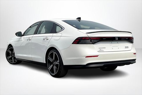 Used 2023 Honda Accord Sport image 4