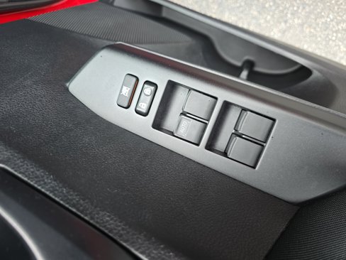 Used 2017 Toyota RAV4 LE image 29