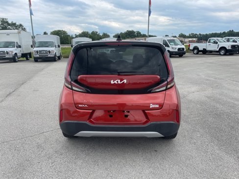 Used 2023 Kia Soul LX w/ LX Technology Package image 8