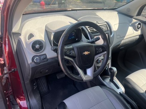Used 2016 Chevrolet Trax LT w/ LT Convenience Package image 18