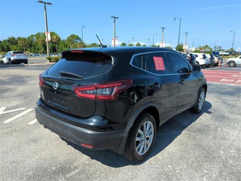 Certified 2021 Nissan Rogue Sport S image 5