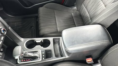 Used 2017 Kia Sportage LX image 32