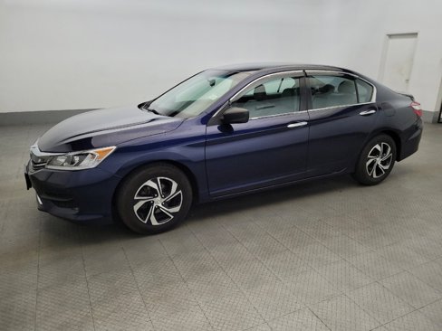 Used 2017 Honda Accord LX image 2