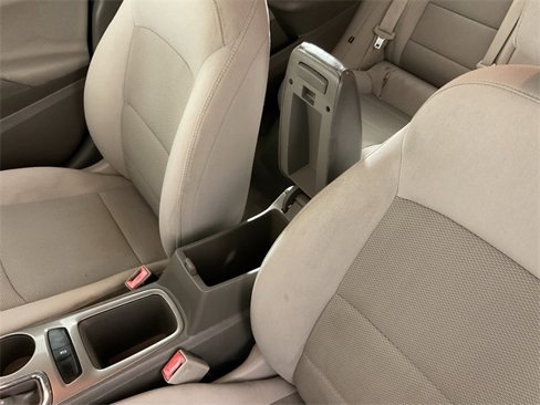 Used 2017 Chevrolet Cruze LT image 26
