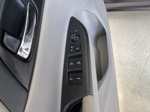 Used 2015 Honda Accord EX image 18