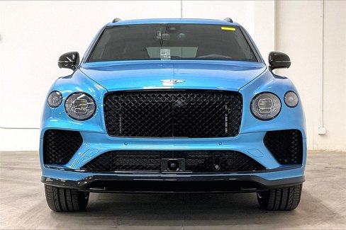 New 2024 Bentley Bentayga image 2