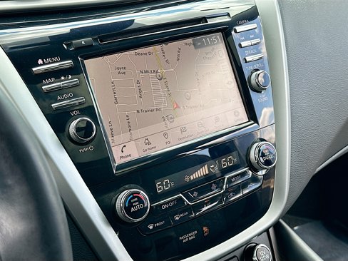 Used 2020 Nissan Murano Platinum image 10