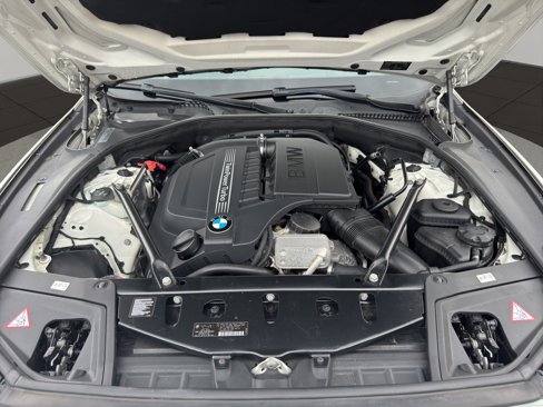 Used 2013 BMW 535i xDrive Sedan image 21