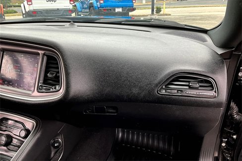 Used 2019 Dodge Challenger SXT w/ Driver Convenience Group image 24