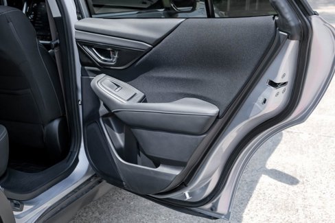 Used 2020 Subaru Outback Premium image 37