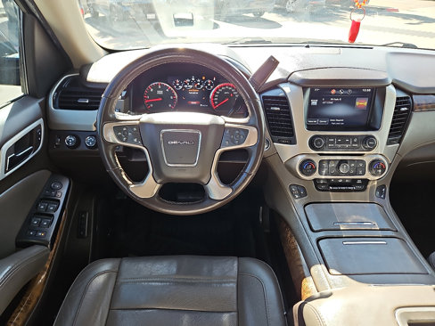 Used 2015 GMC Yukon Denali w/ Open Road Package image 9
