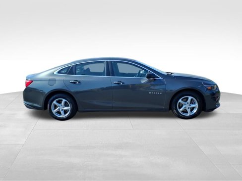 Used 2017 Chevrolet Malibu LS image 54