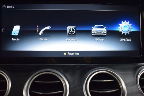 Used 2018 Mercedes-Benz E 300 4MATIC w/ Premium 1 Package image 24