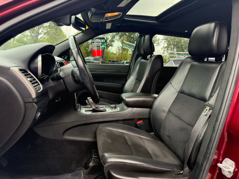 Used 2021 Jeep Grand Cherokee Altitude image 16