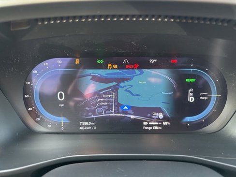 Certified 2023 Volvo XC40 Recharge Ultimate image 15