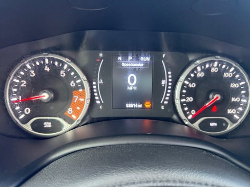 Used 2023 Jeep Renegade Latitude image 23
