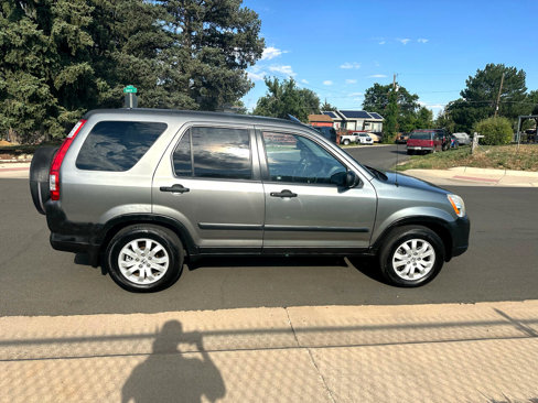 Used 2005 Honda CR-V EX image 6