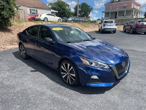 Used 2021 Nissan Altima 2.5 SR w/ SR Premium Package image 7