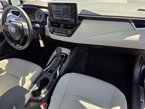 Certified 2022 Toyota Corolla LE image 16