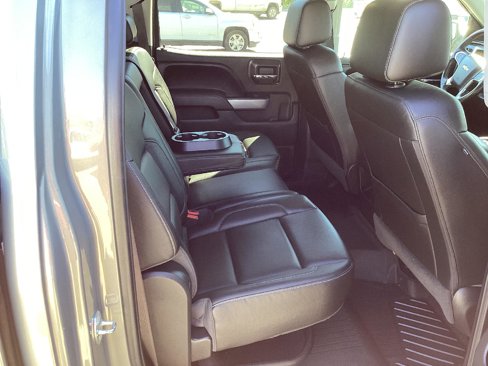 Used 2017 Chevrolet Silverado 1500 LTZ Z71 w/ LTZ Plus Package image 18
