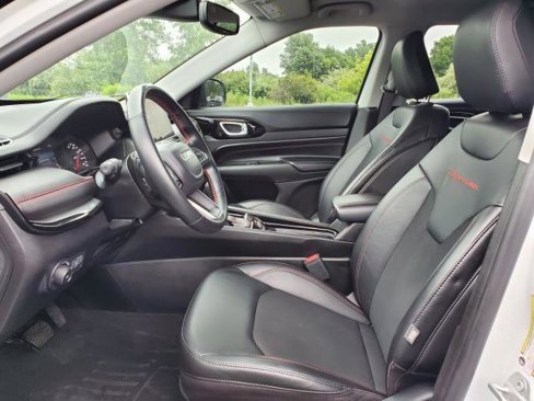 Used 2022 Jeep Compass Trailhawk w/ Trailhawk Convenience Group image 6