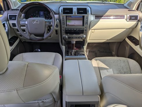 Used 2018 Lexus GX 460 image 23