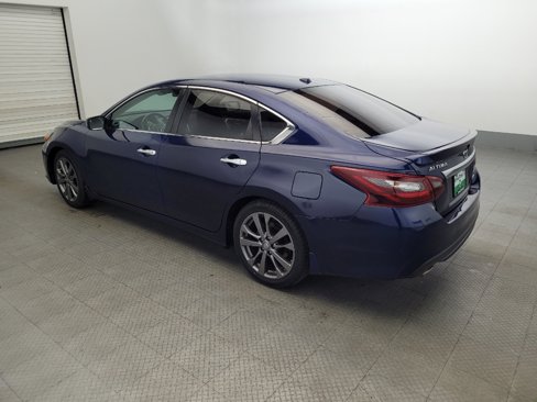 Used 2018 Nissan Altima 2.5 SR w/ SR Special Edition image 3