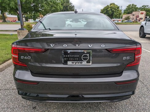 Certified 2024 Volvo S60 B5 Plus image 5