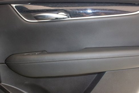 Used 2020 Cadillac XT5 Premium Luxury w/ LPO, Floor Liner Package image 12