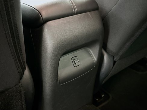 Used 2024 Nissan Sentra SV image 27