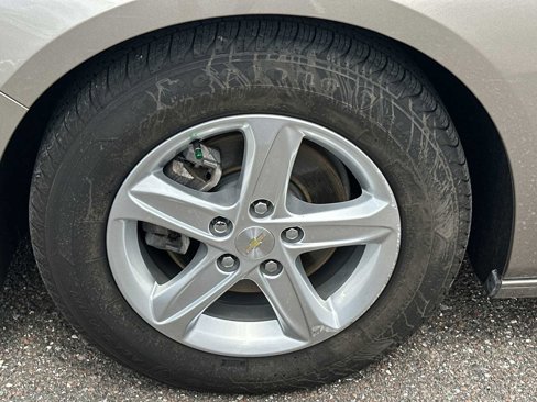 Certified 2023 Chevrolet Malibu LT image 12
