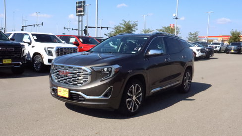 Used 2019 GMC Terrain Denali w/ Advanced Safety Package image 3