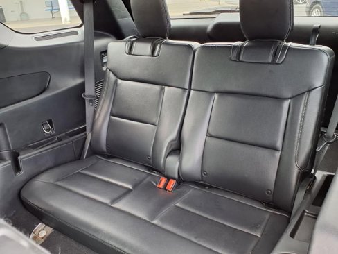 Used 2020 Ford Explorer XLT w/ Equipment Group 202A image 7