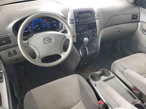 Used 2008 Toyota Sienna LE image 16