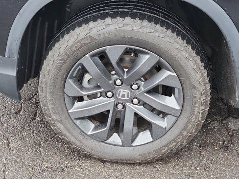 Used 2024 Honda Ridgeline Sport image 9