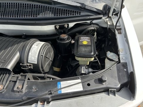 Used 2001 Chevrolet Express 3500 image 22