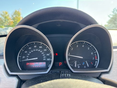Used 2004 BMW Z4 2.5i image 8