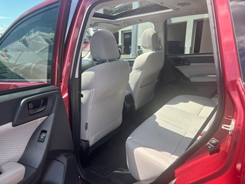 Used 2017 Subaru Forester 2.5i Premium w/ All-Weather Package image 35