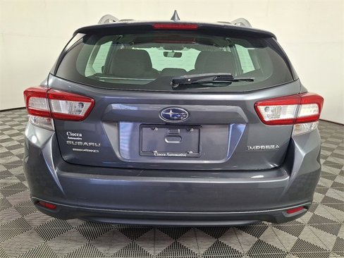 Used 2018 Subaru Impreza 2.0i Premium image 9