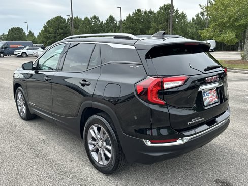 Used 2023 GMC Terrain SLT image 5