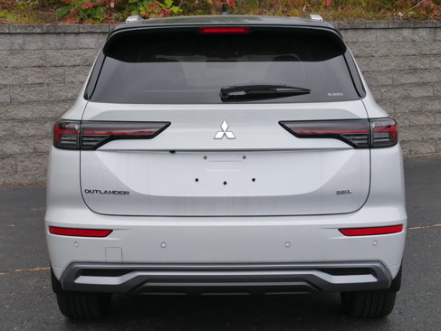 New 2025 Mitsubishi Outlander SEL image 5