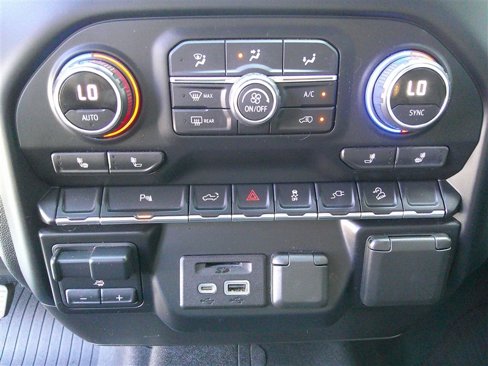 Used 2020 Chevrolet Silverado 2500 LT w/ All Star Edition image 16