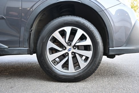 Used 2022 Subaru Outback Premium image 13