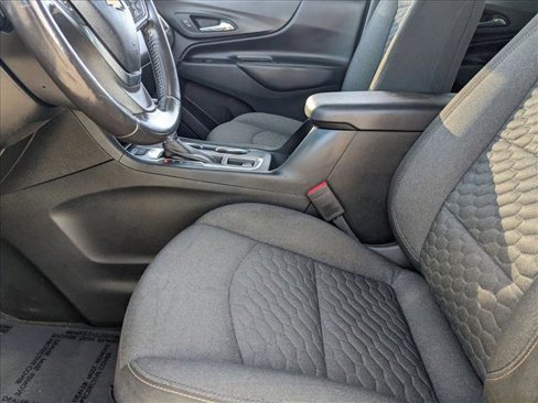 Used 2020 Chevrolet Equinox LT w/ Driver Convenience Package image 14